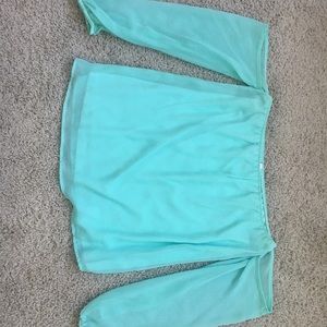 Ladies Off the shoulder top